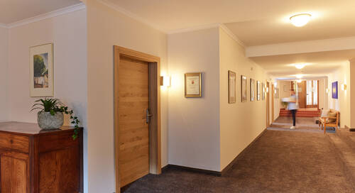 Urlaub im Einzelzimmer, Doppelzimmer oder einer Suite im 4-Sterne Hotel Weis im Ruwertal bei Trier
