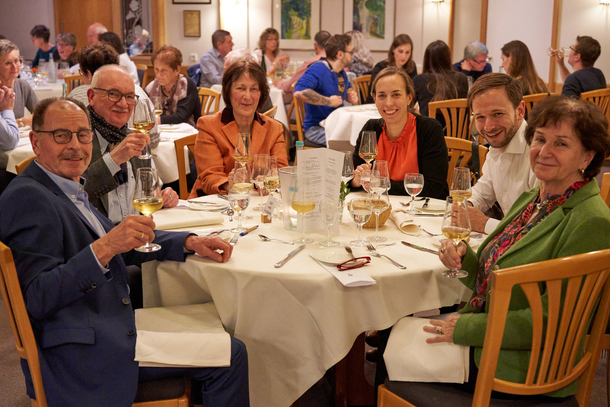 Weinprobe beim Event "Kulinarischer Herbst" im 4-Sterne Hotel Weis bei Trier
