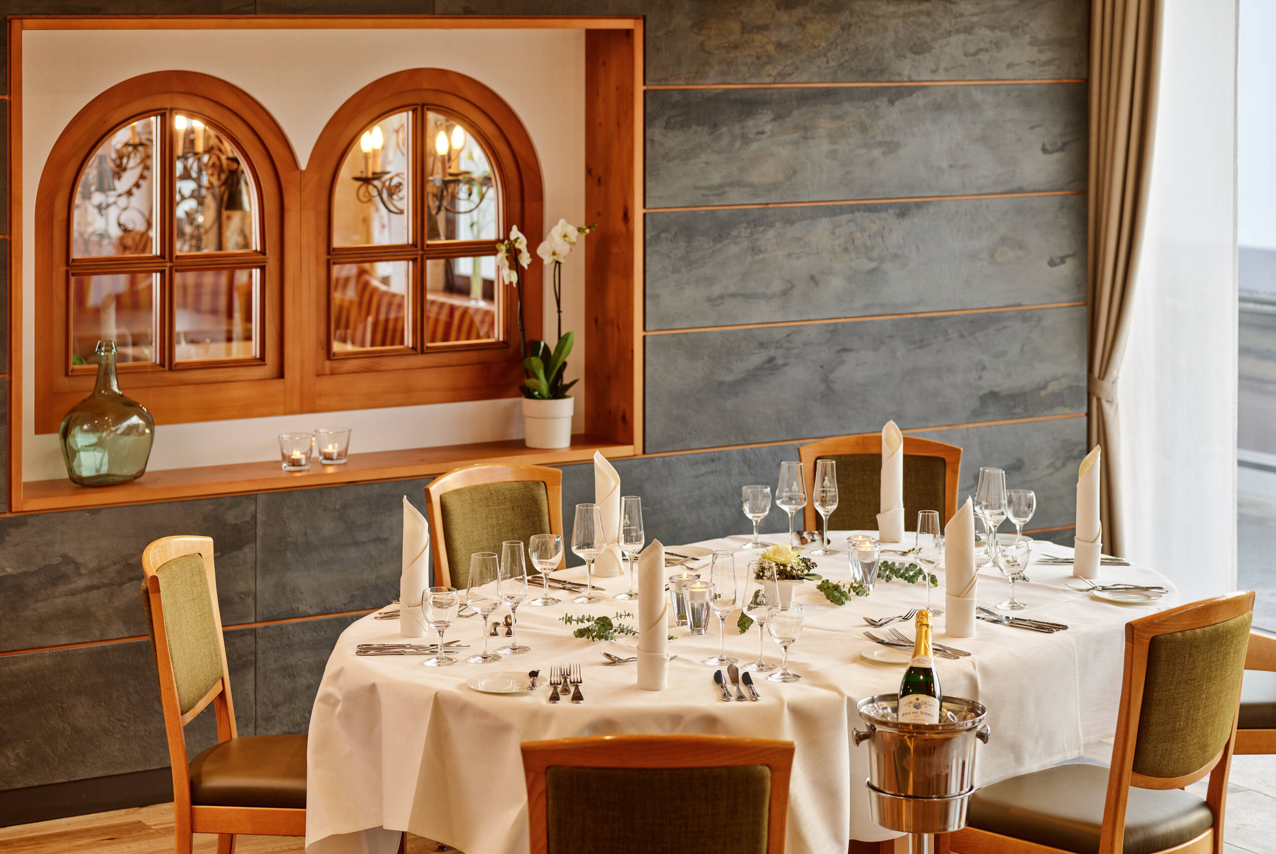 14 hotel weis restaurant