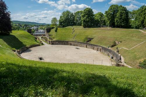 Roman amphitheatre, Trier - Germany The amphitheatre, an open and round theatre, was built around 160-200 AD, embedded into slope of the Petrisberg. With up to 18,000 seats, it was one of the large sporting locations in the Roman Empire.